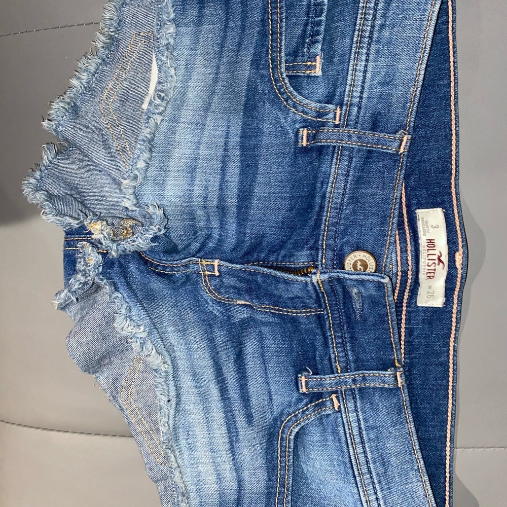 Short shorts